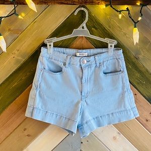Forever21 High-Waisted Jean Shorts (Light-Wash)